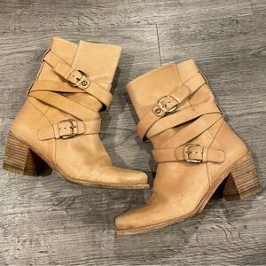 STUART WEITZMAN Tan Leather Buckle Heeled Midi Moto Boots